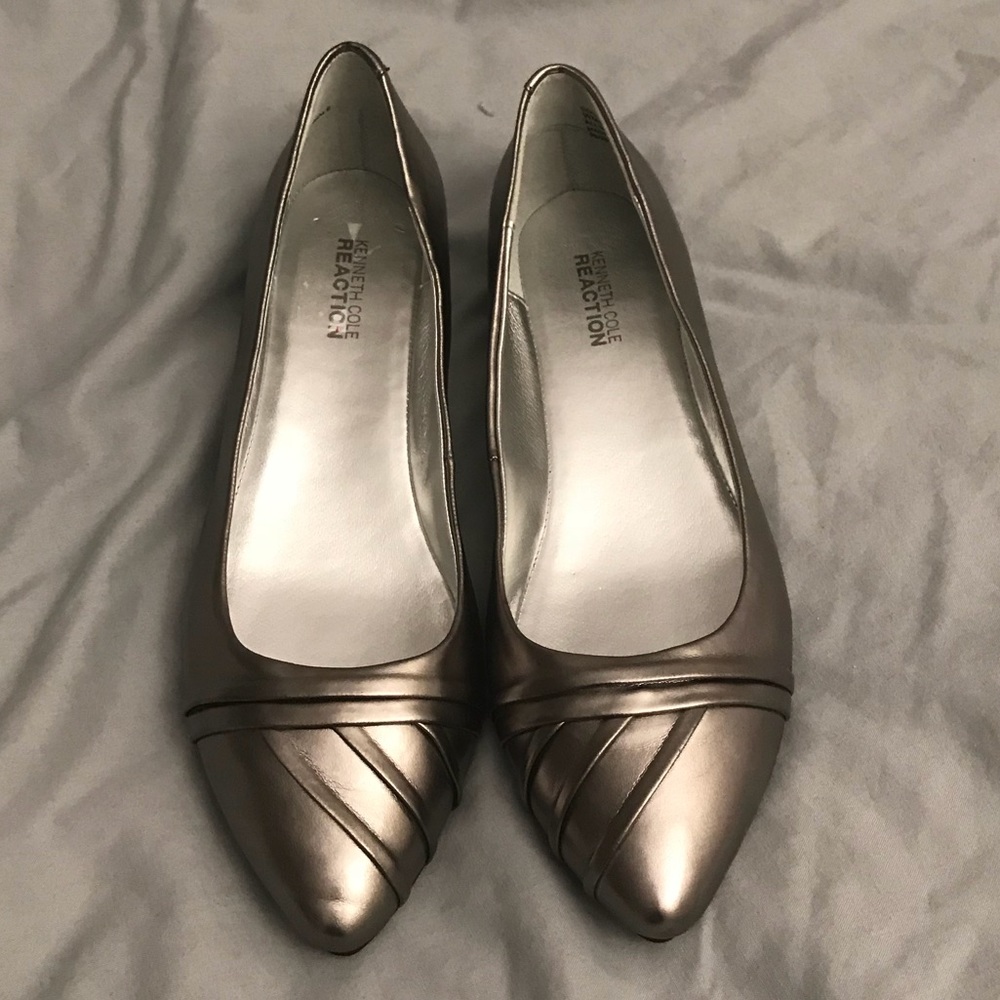 Brand new Kenneth Cole Reaction silver flats